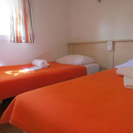 Отель 2 Bedrooms, 1 Bedrooms, Hotel, - Center, Old Town, 5*